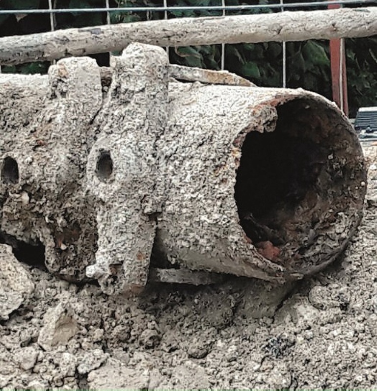 vecchie tubazioni della rete idrica a Sassari